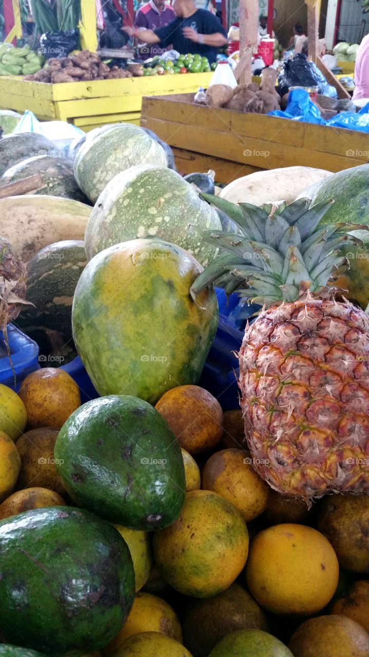 Exotic fruit in the mercado.