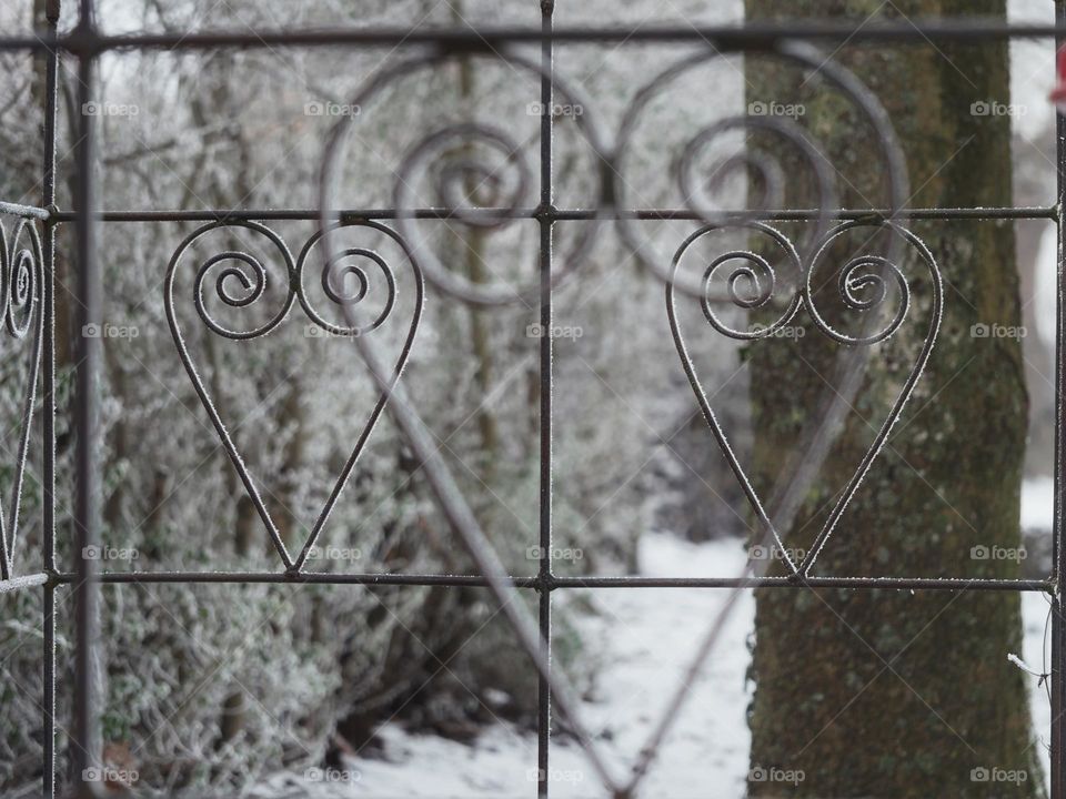 Heart-shaped fence