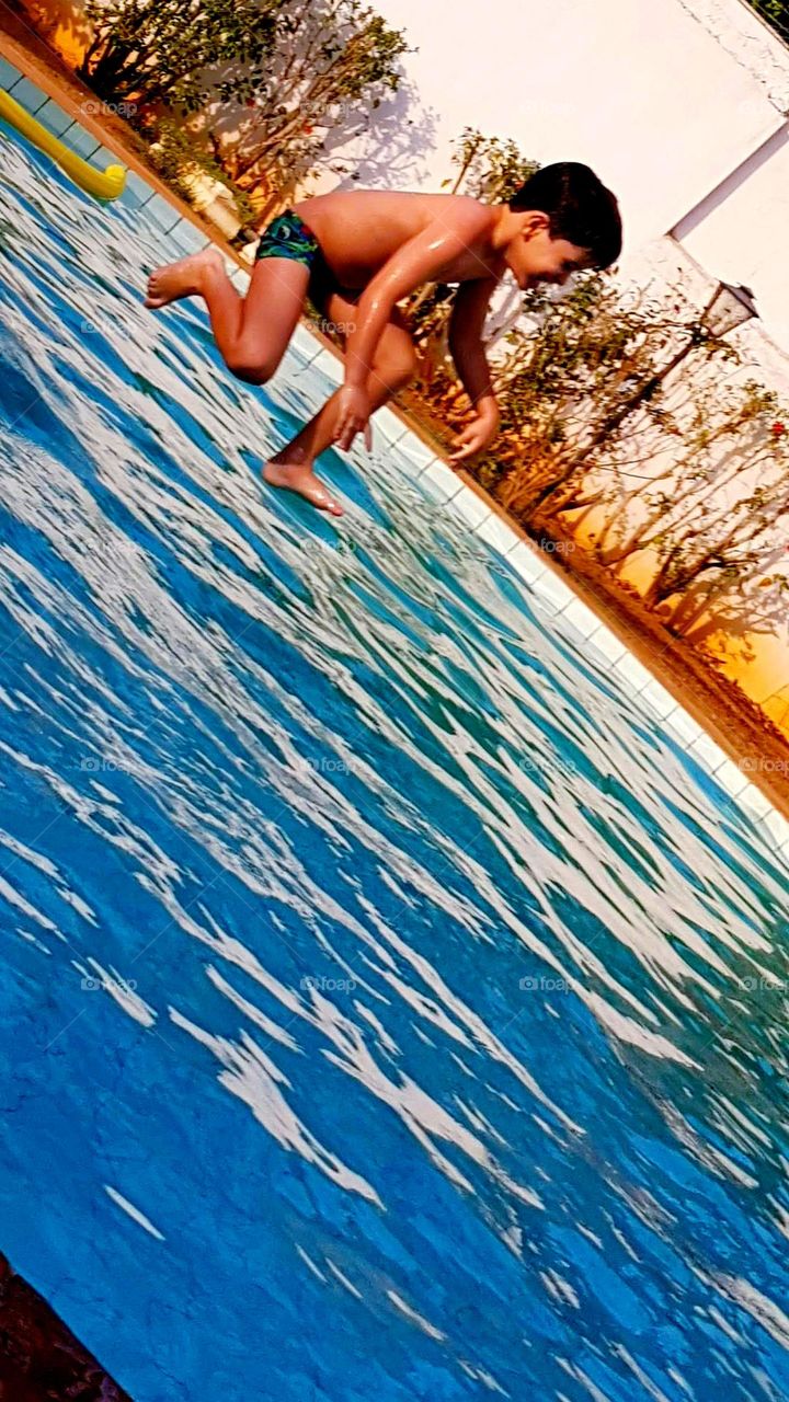 diversão sob a água,  infância