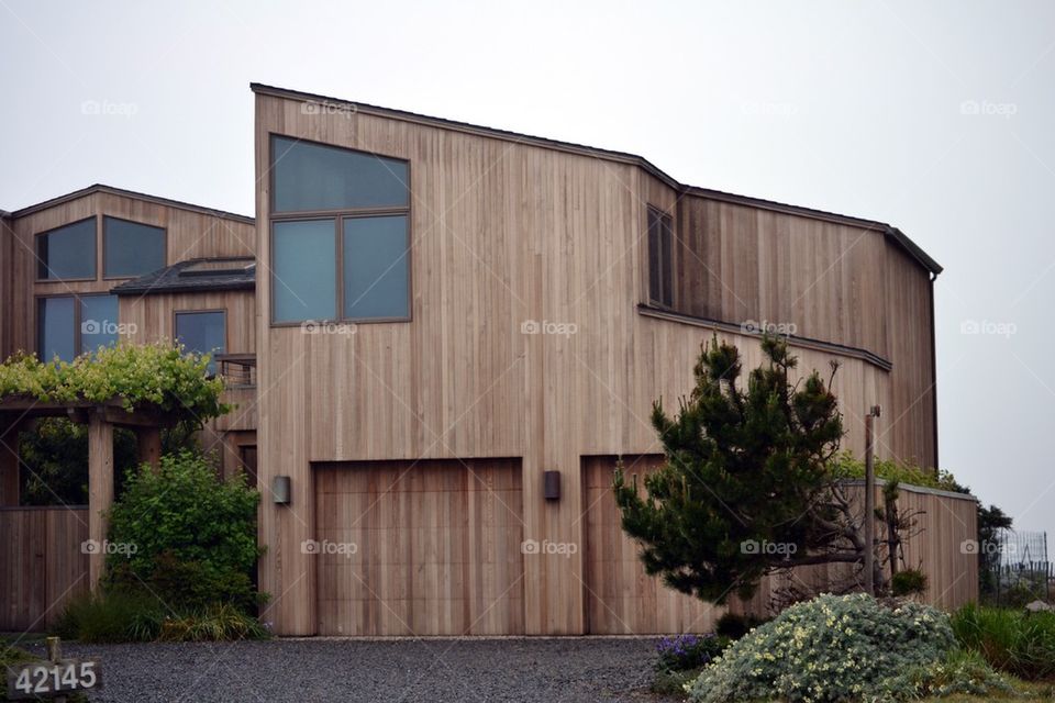 Minimal architecture