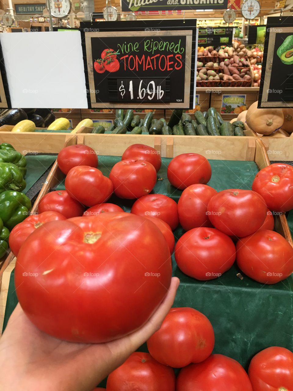Huge tomato found 