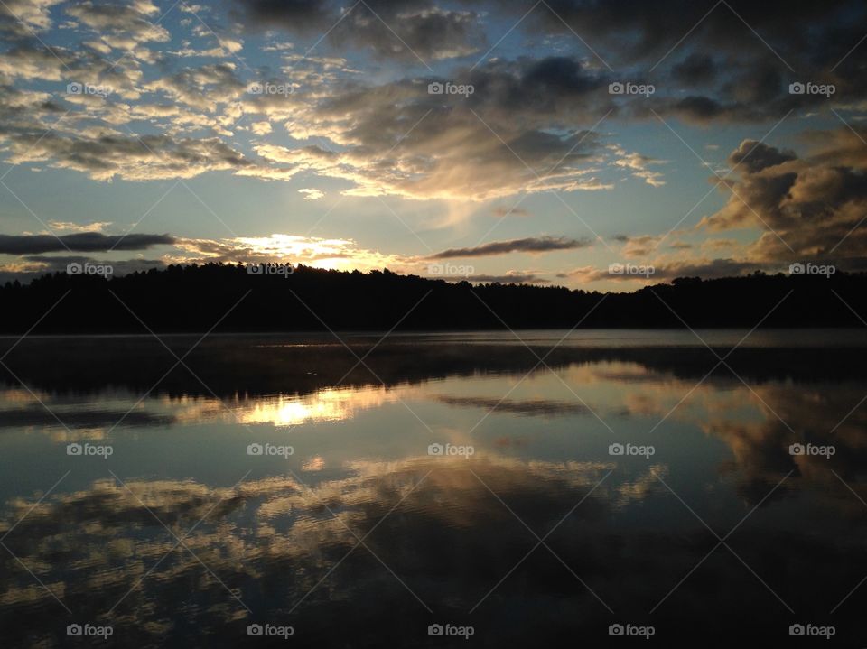 Beautiful sunrise at the lake 