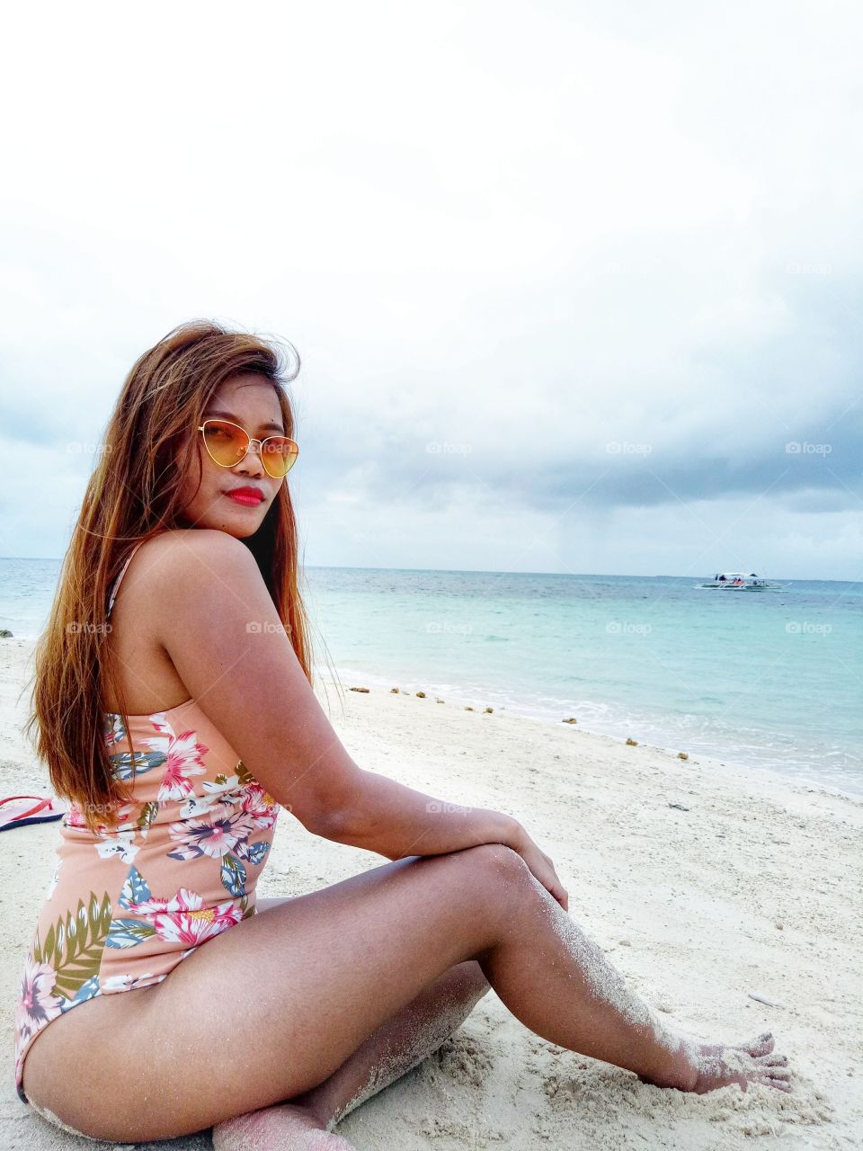 tan skin on summer hit..