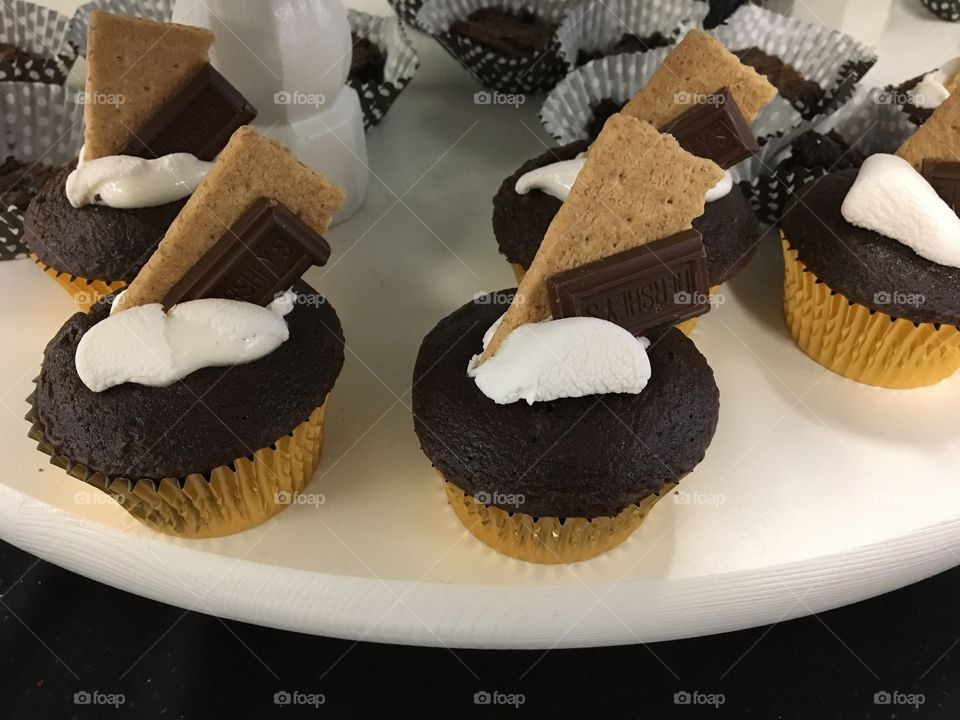 S’mores Cupcakes 