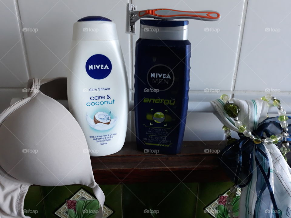 his and hers nivea