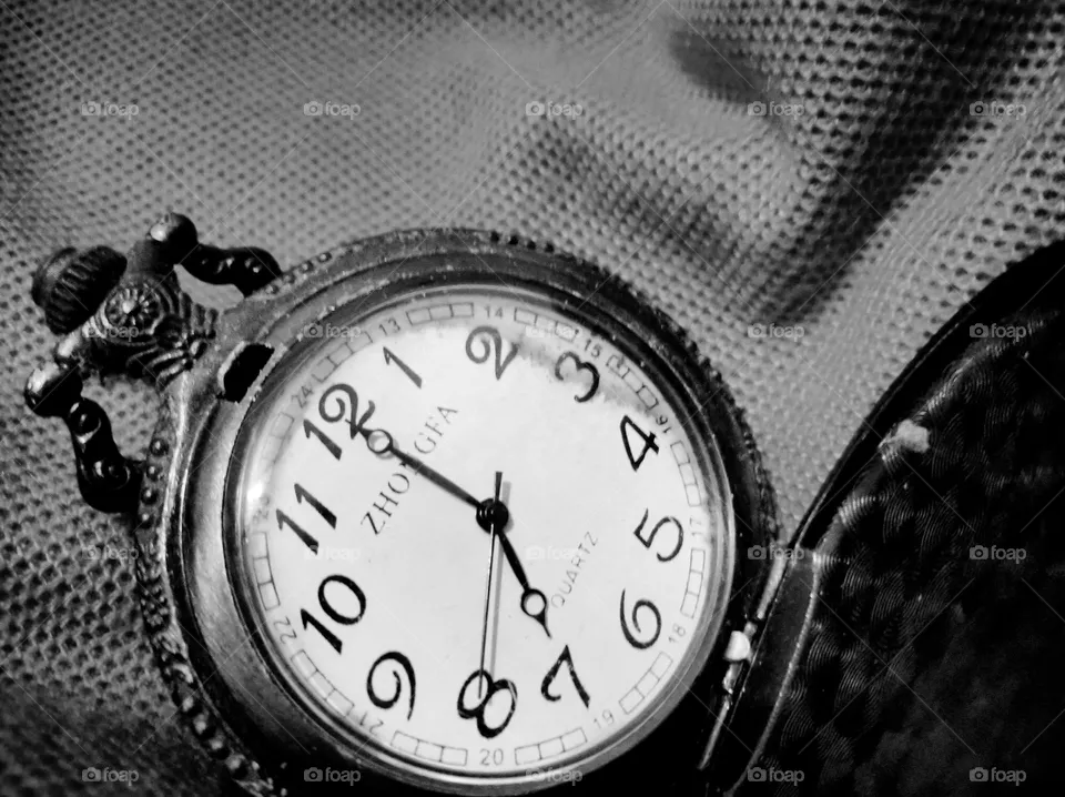 Clock (vintage)