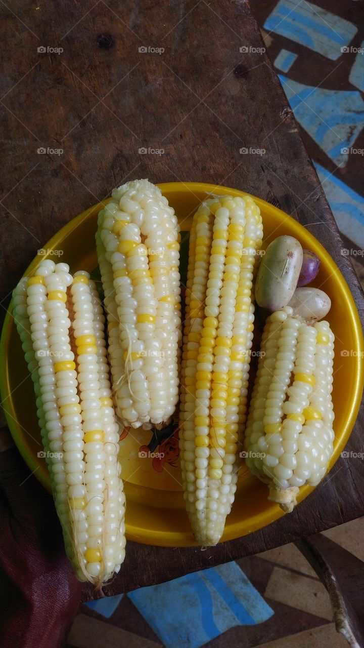 a meal of corn and plum