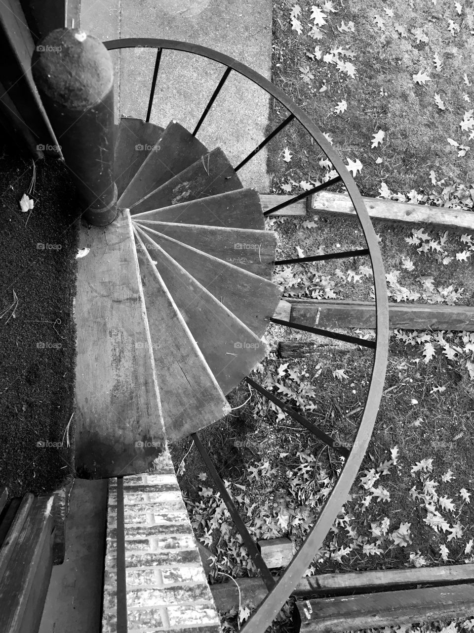 Spiral staircase B&W