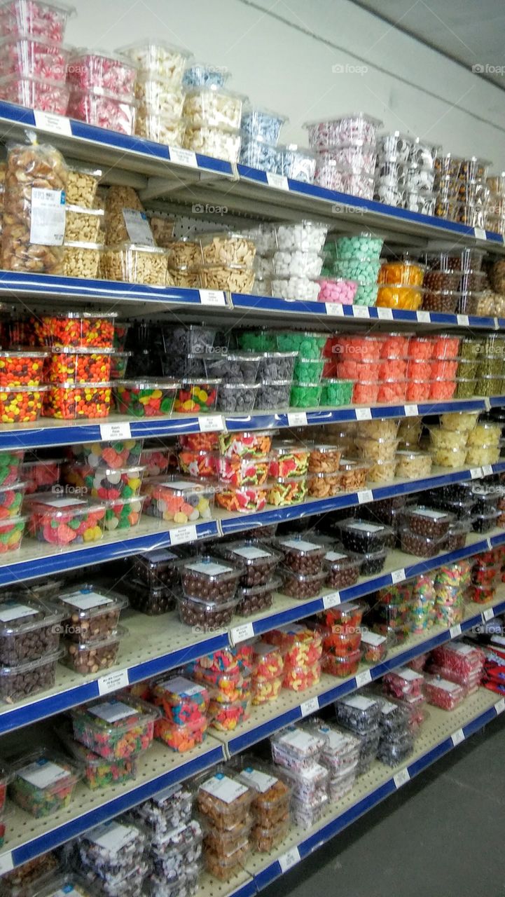 market  candy shelfs