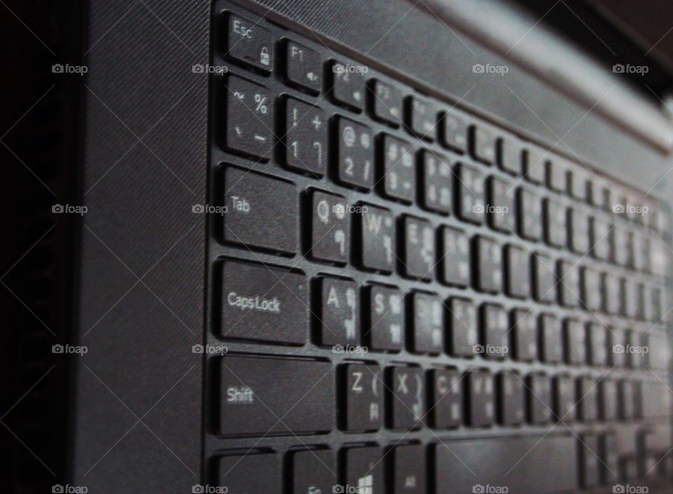 Laptop computer keyboard