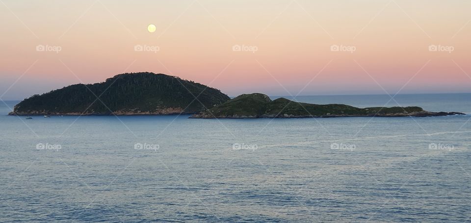 ilha das aranhas e super lua