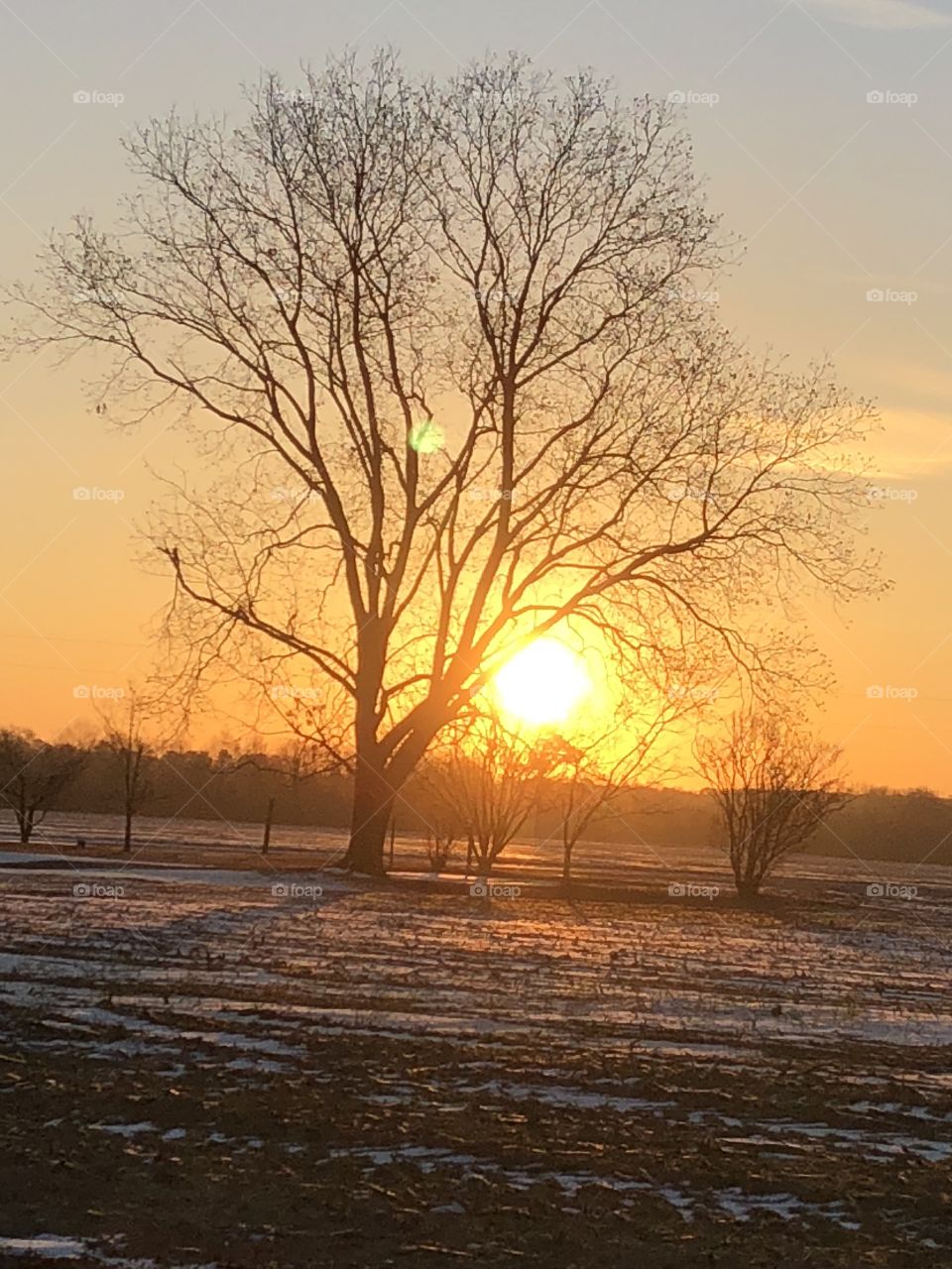 Sunrise on a cold winter morning 
