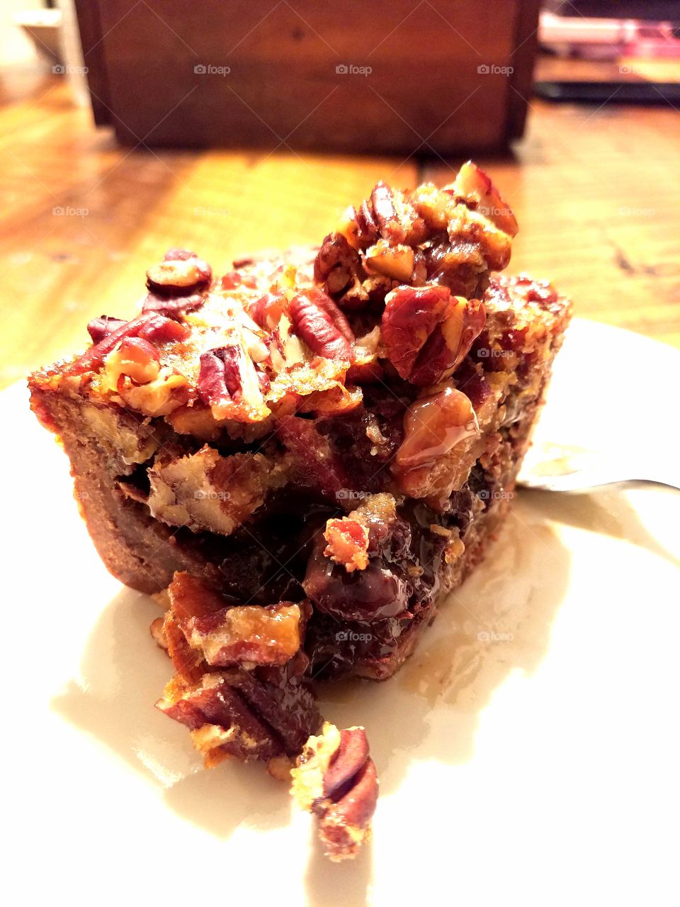 Pecan pie bake with chocolate crust