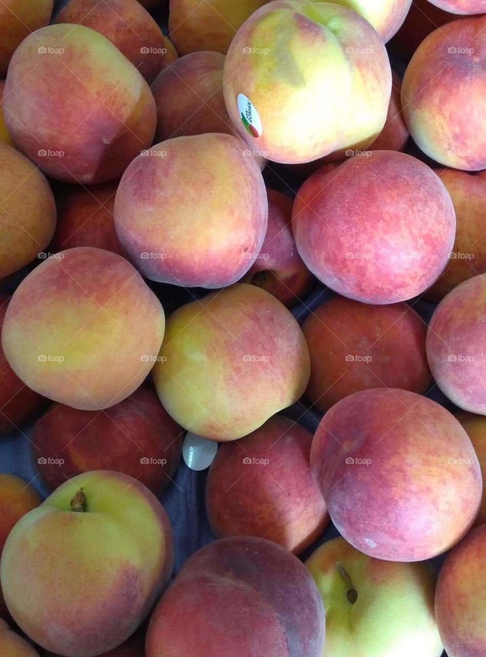 Apple is good and for you end for my, hello peaple