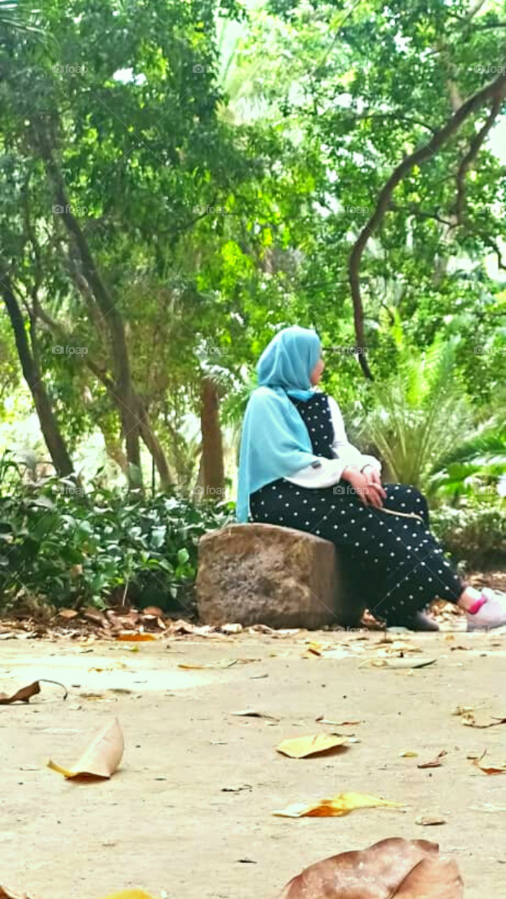 Having a short break after walking all around El hamma.