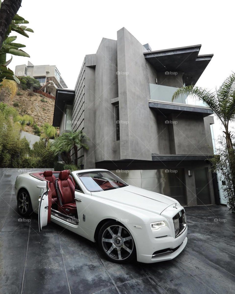 Rolls Royce and Mansion