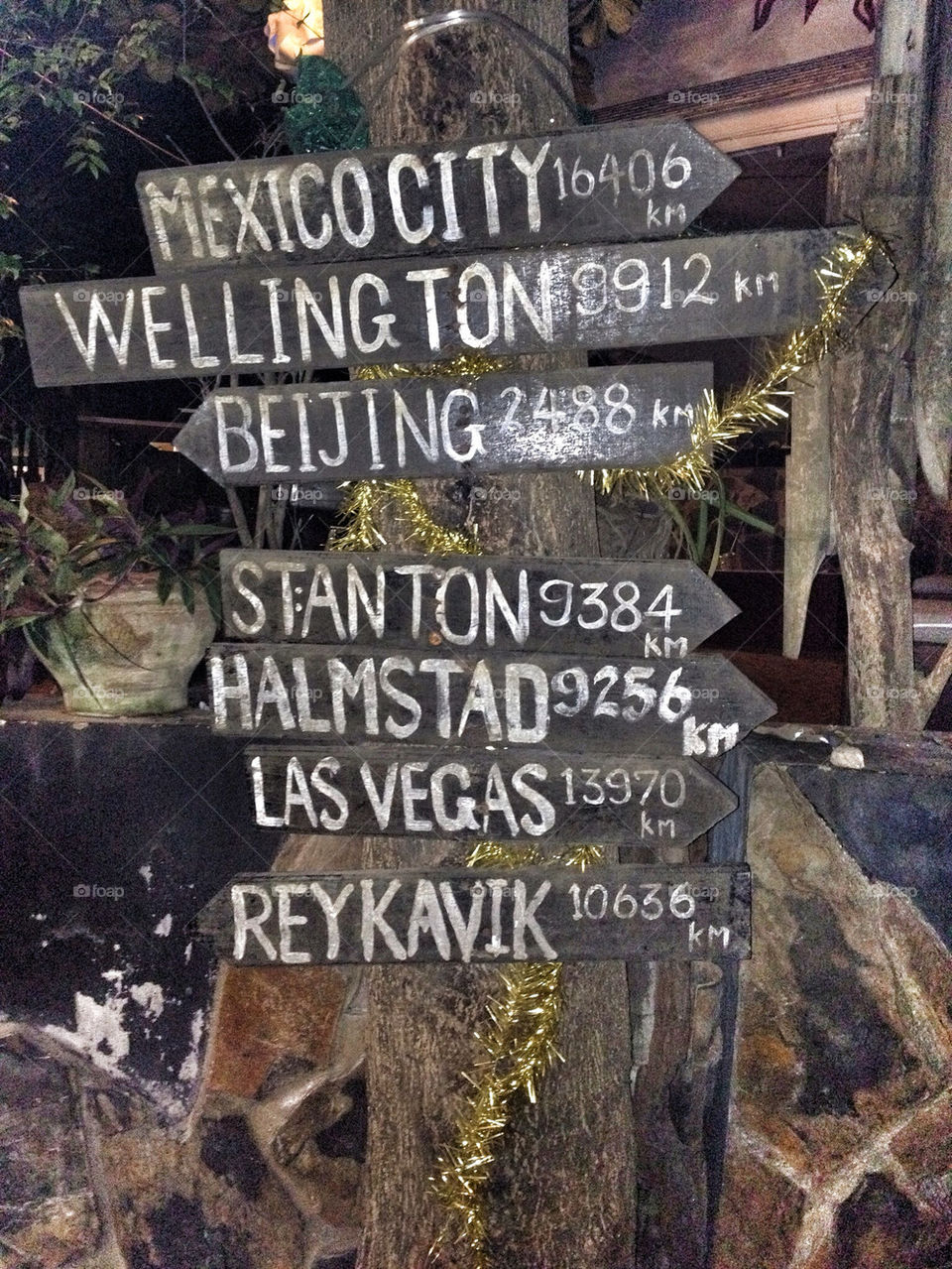 travel wood sign place by serbachs