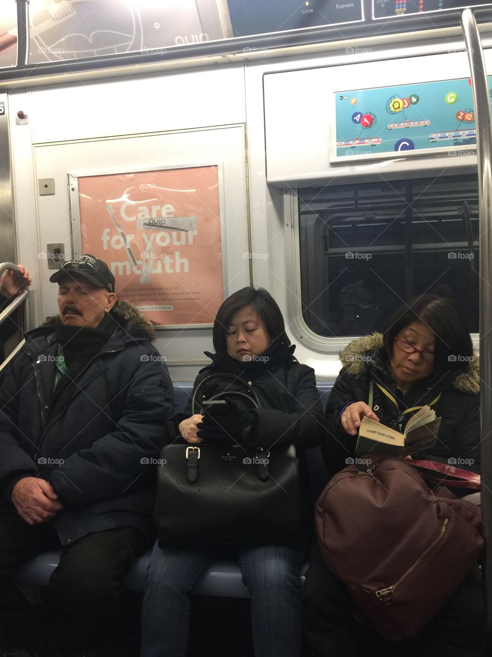 Read, text & sleep in train