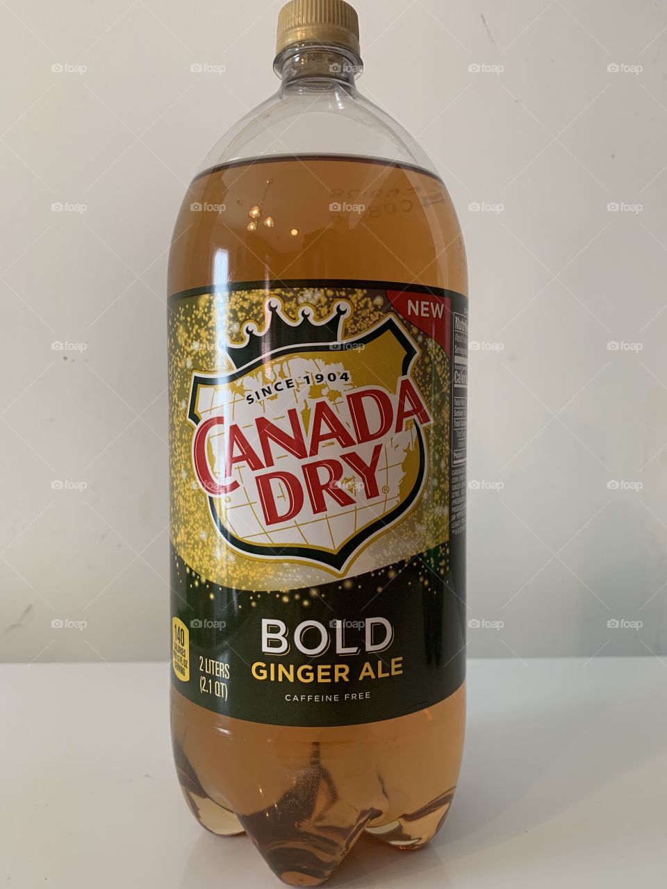 COME TASTE CANADA DRY GINGER ALE BOLD! 