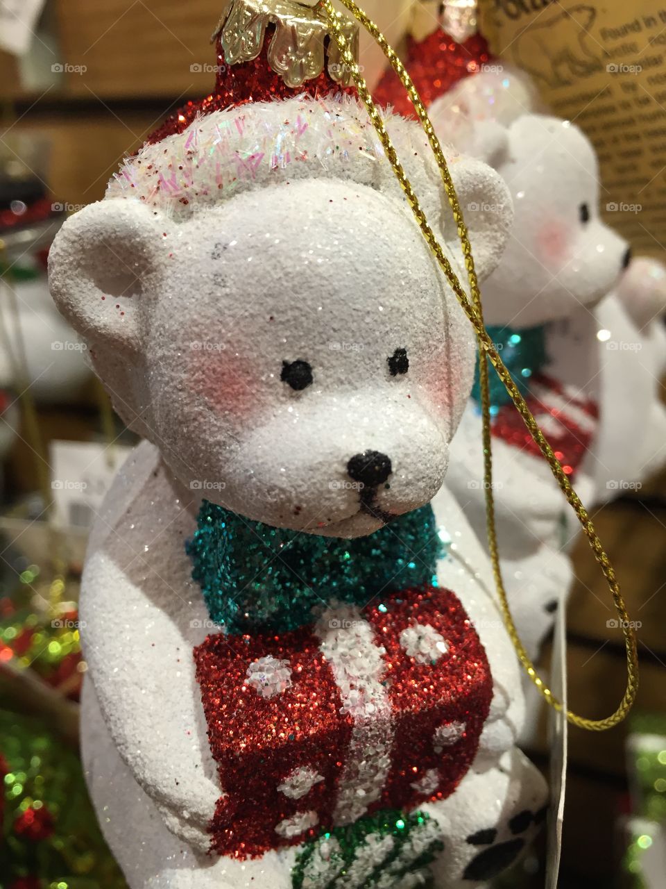 Holiday polar bear ornament 