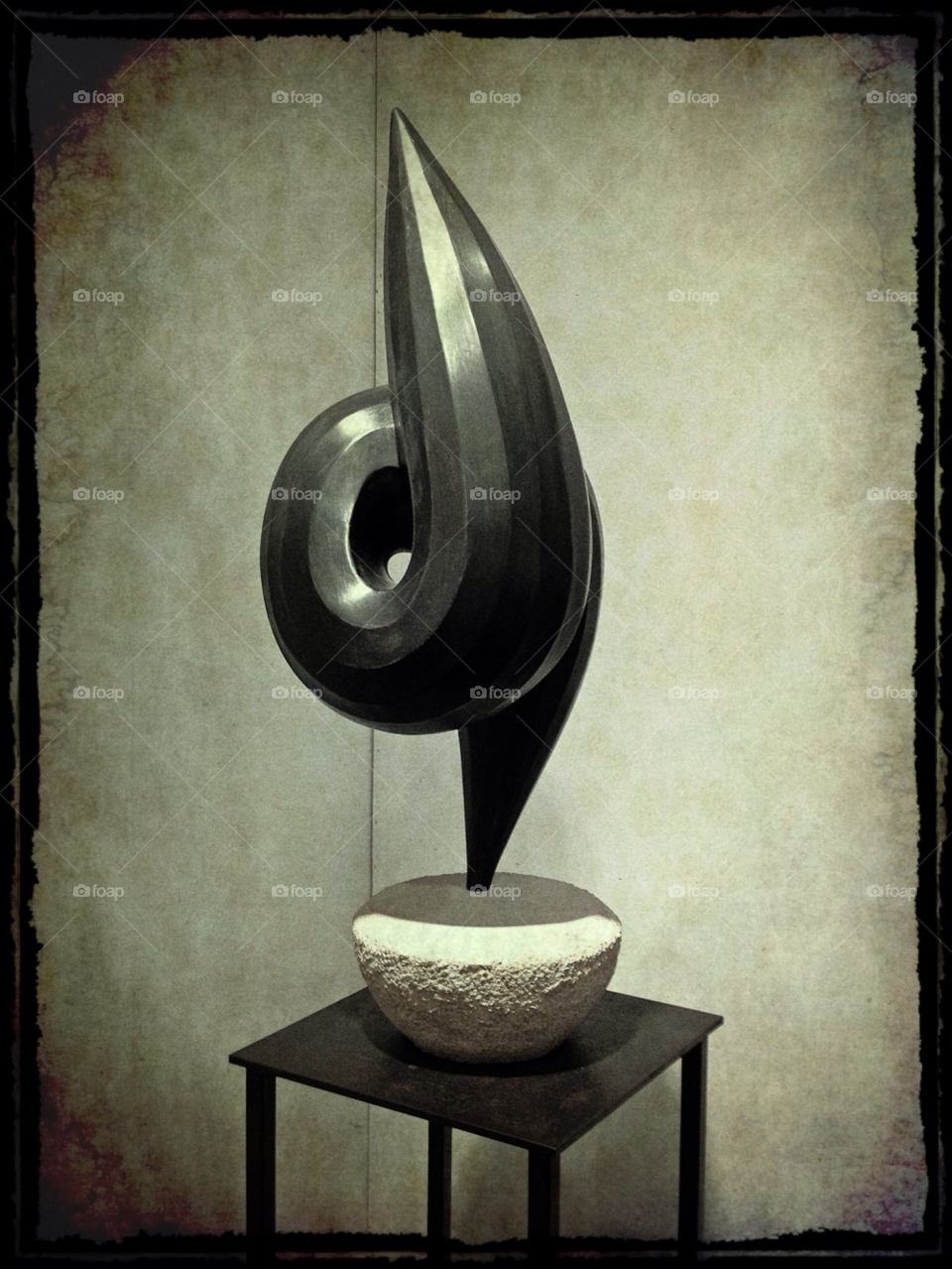 variation lll exhibition display metal sculpture by stevehardley7