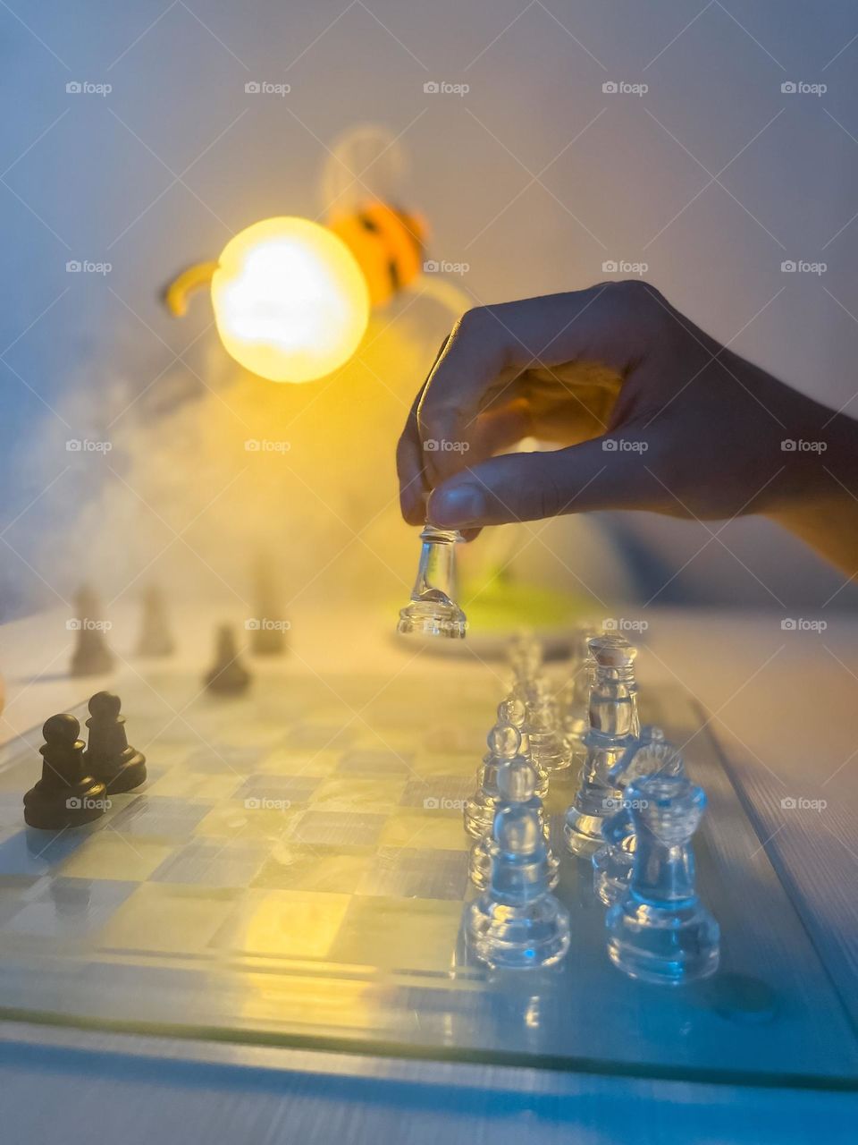 Chess player, warm and cold color 