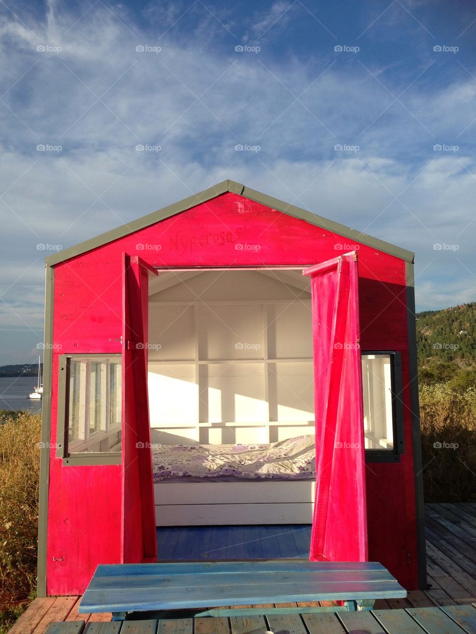 Small cabins (små hytter) - An art project in Oslofjord Norway
