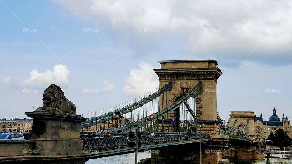 One of the best spots in Budapest, magnificent chain bridge in 2017