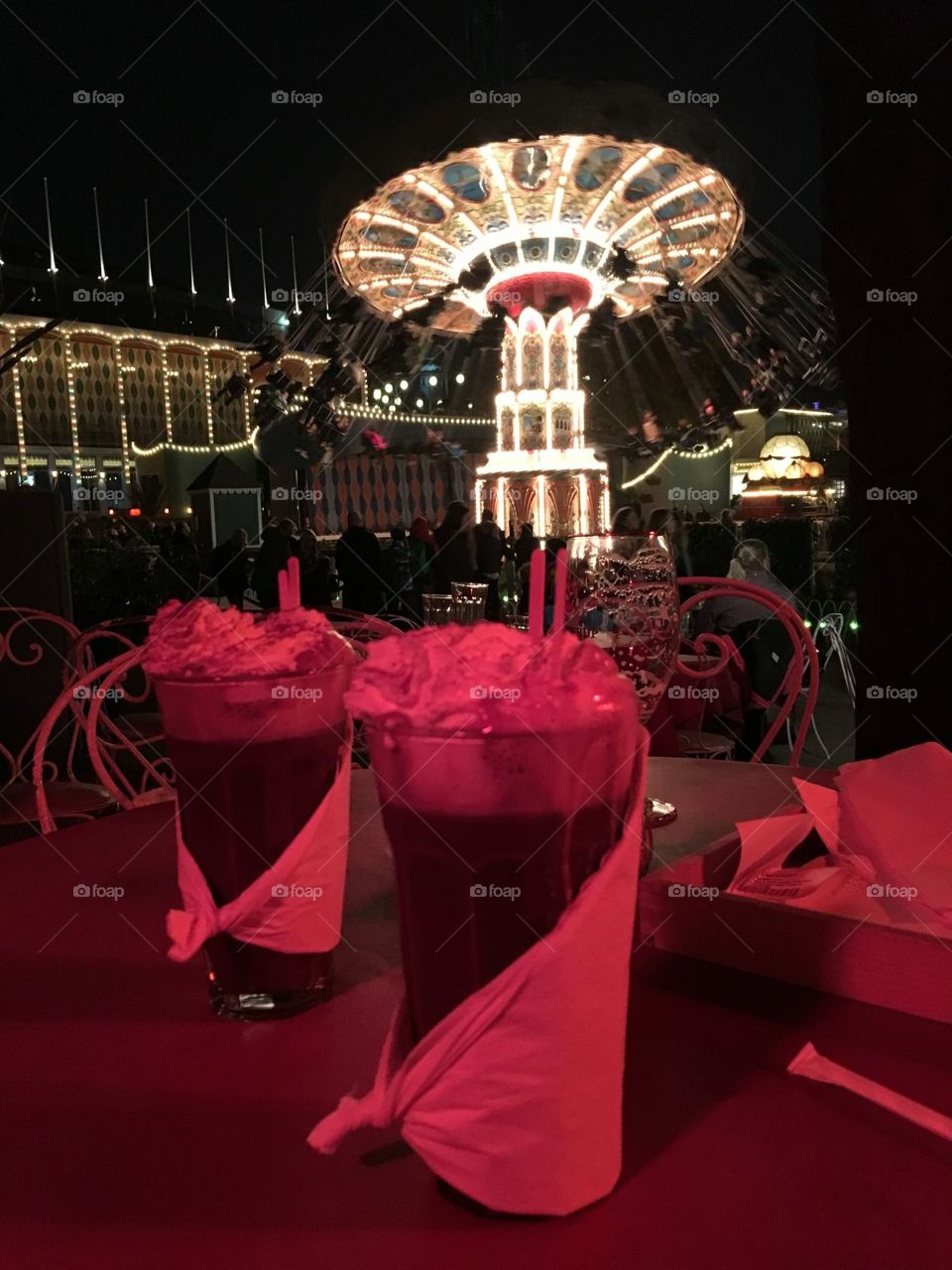 Hot chocolate
Amusement park