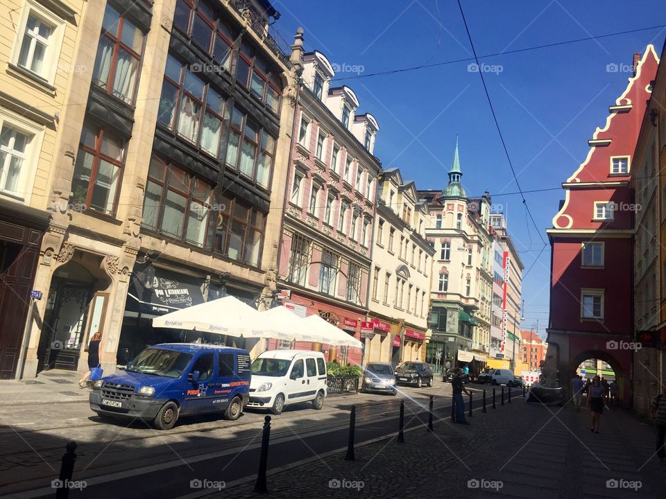 Traffic on the narrow streets of Wroclaw