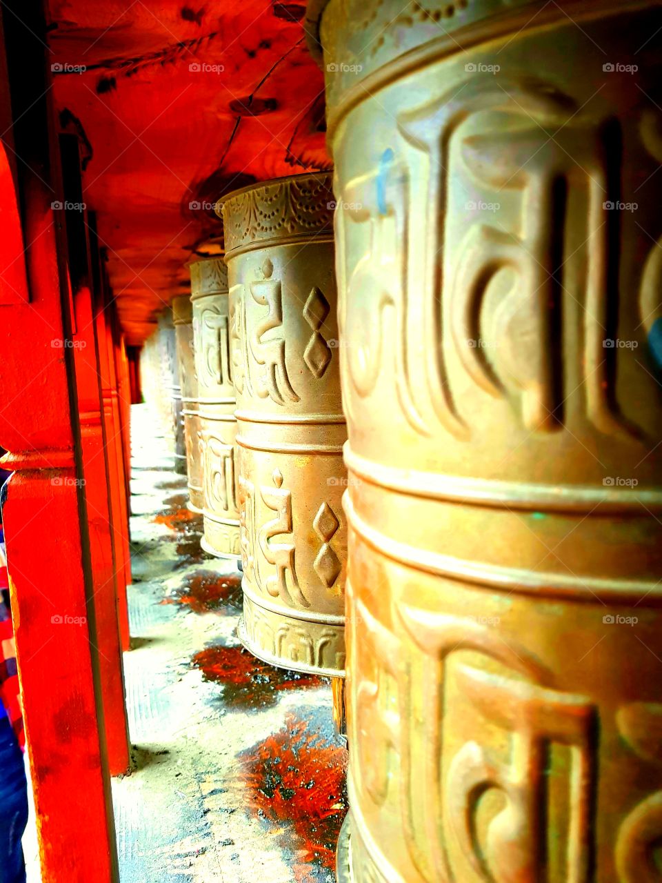Spin multiple prayer wheels and accumulate infinite merits. spread happiness.
