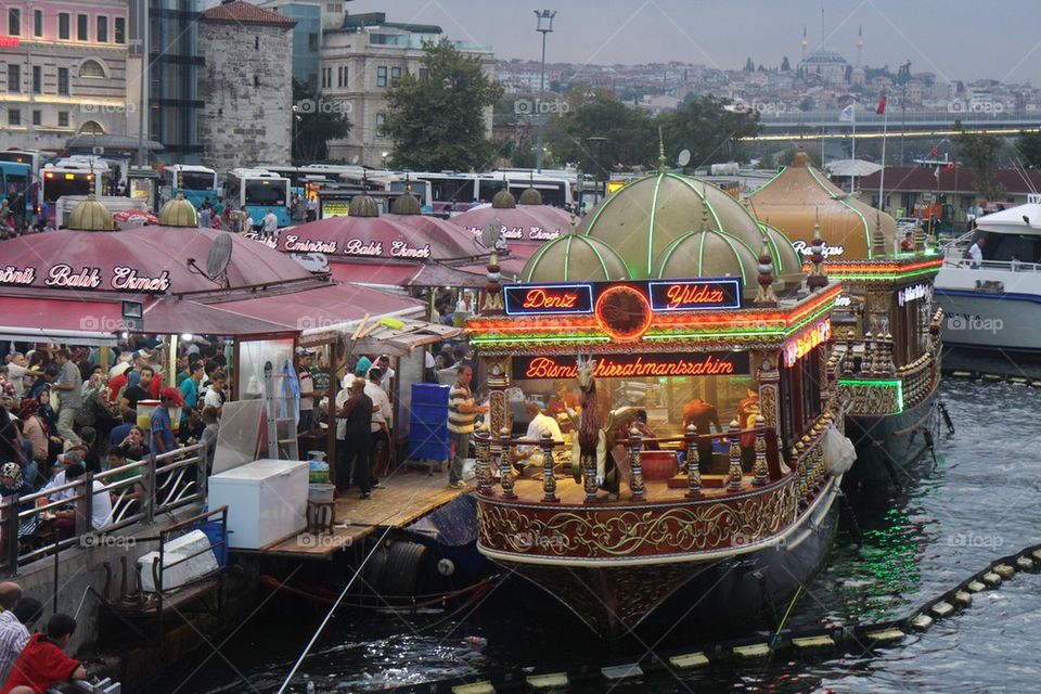 Food boat