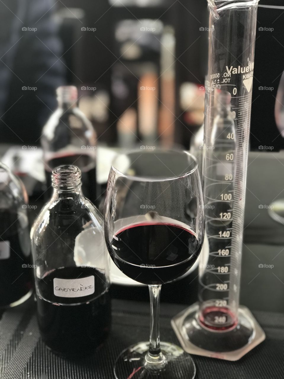 The chemistry of wine 