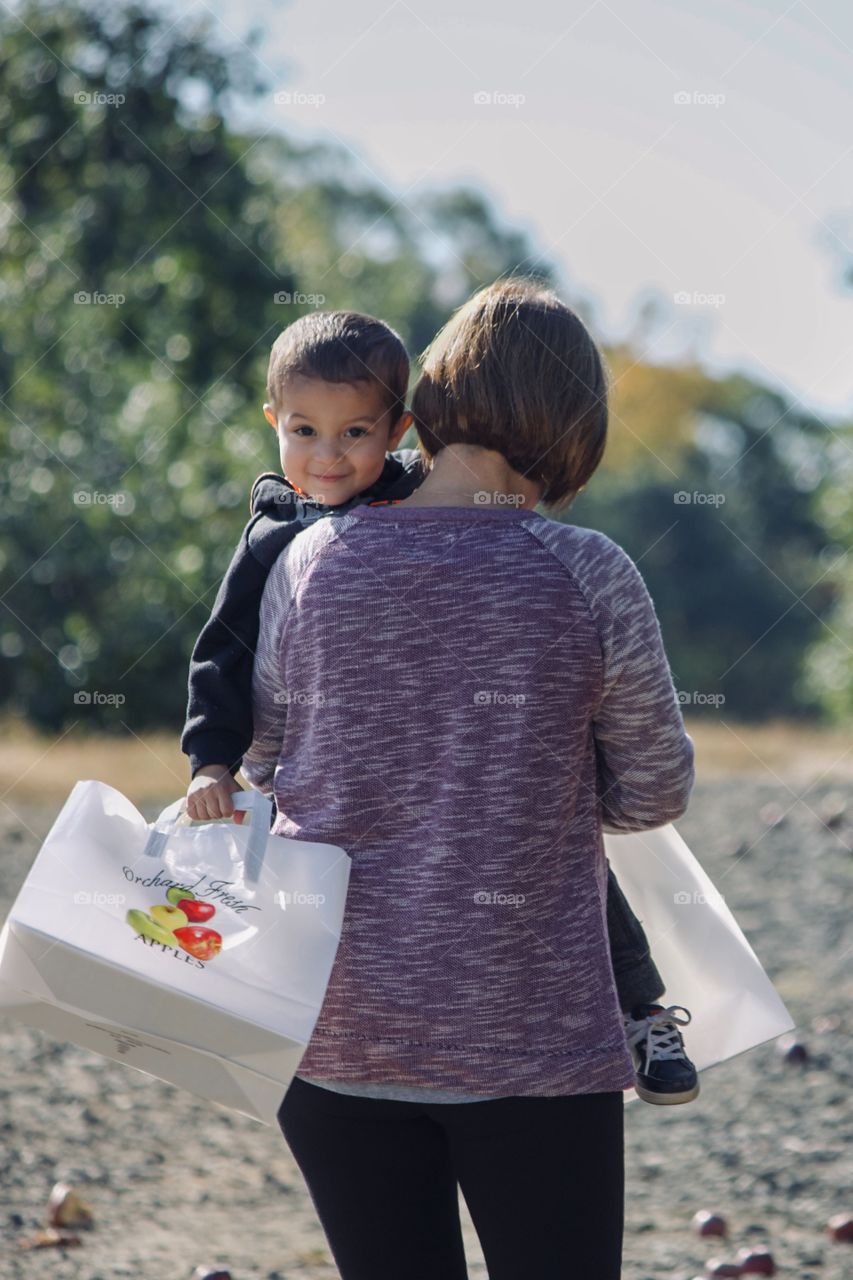 Apple picking 