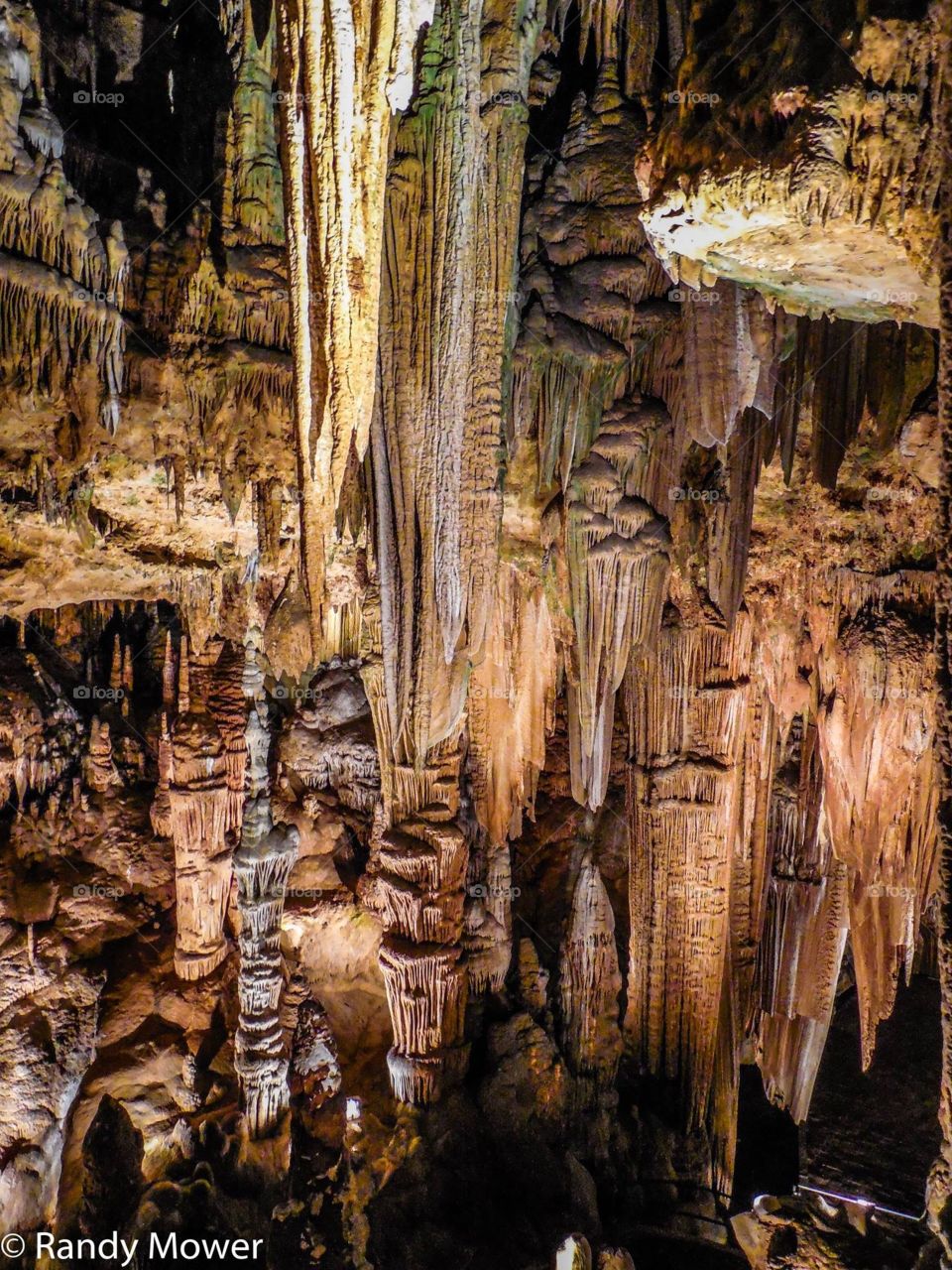 Lauray Caverns