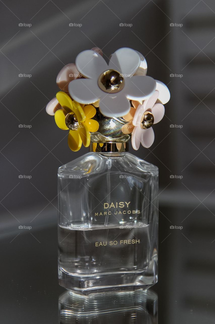 Marc Jacobs DAISY perfume