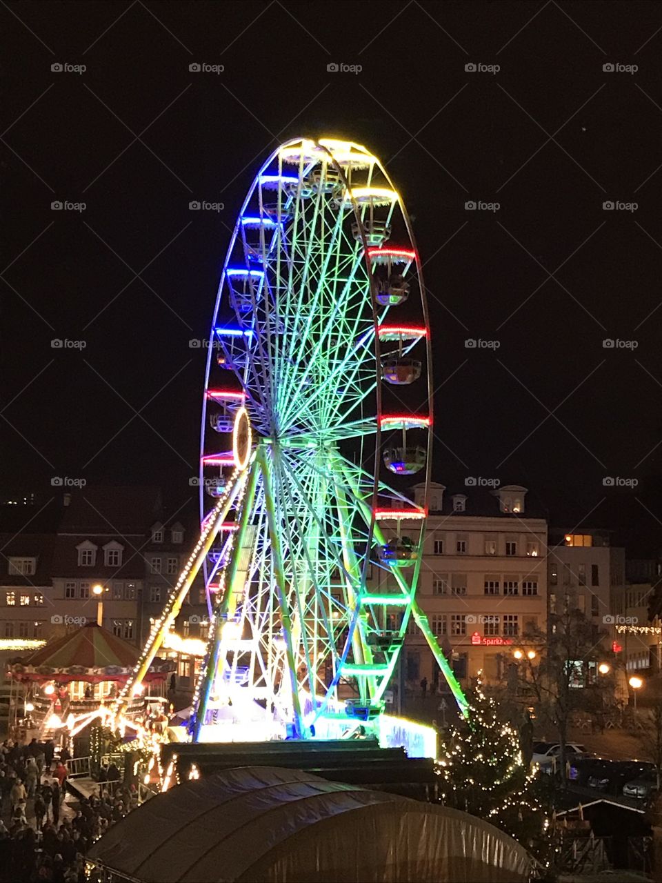 Erfurt Dom Christmas lights colors big wheel