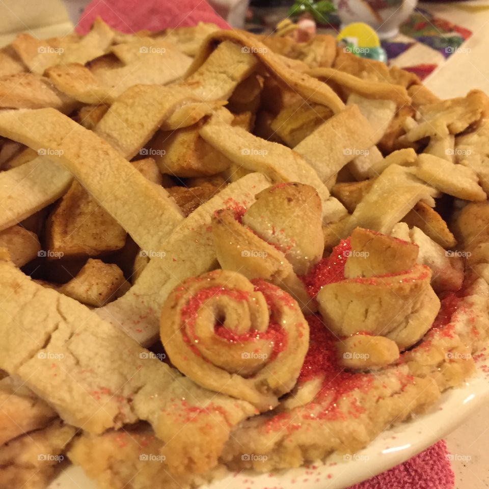 Details of apple pie crust roses. 