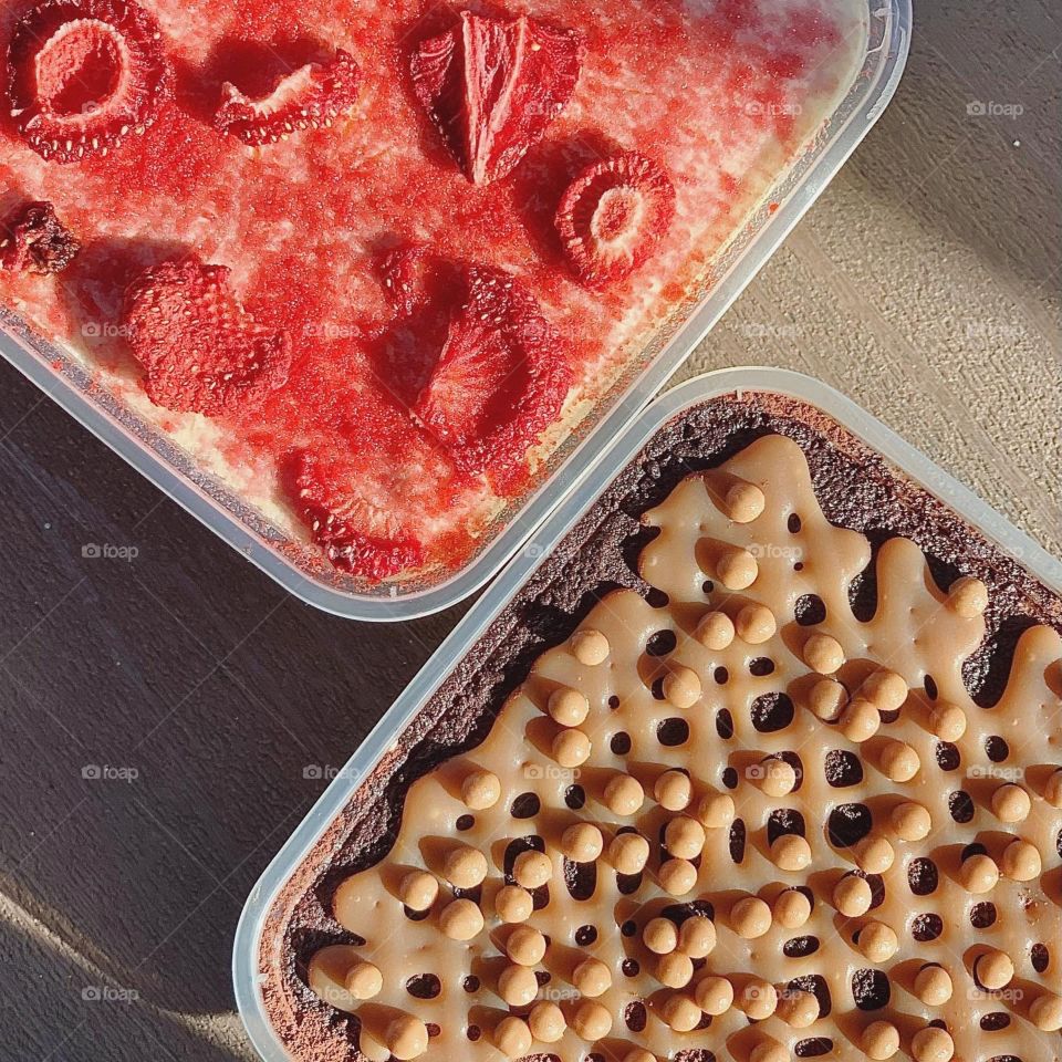 Tiramisu in salted caramel baileys (alcoholic) and strawberries (nom-alcoholic)