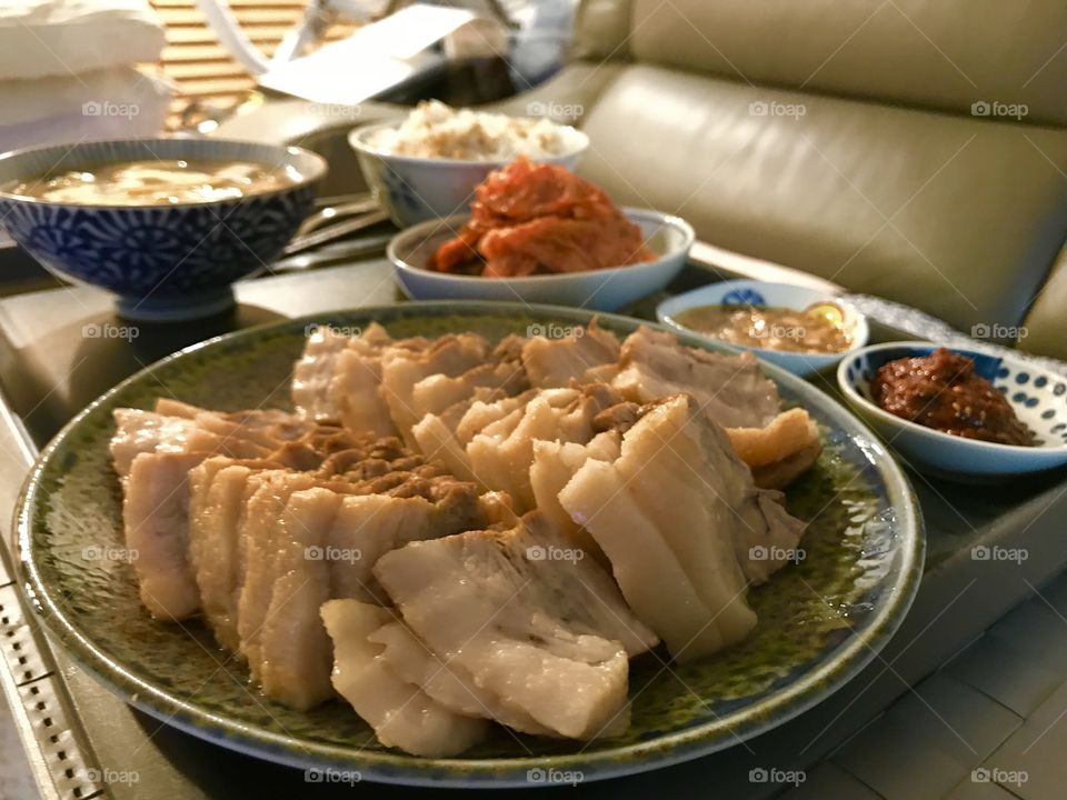Bossam, Boiled Pork, South Korean Dish
