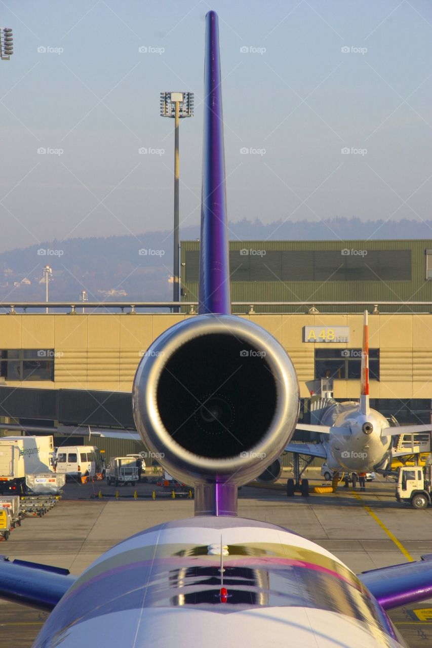 THAI AIRWAYS MD-11 ZRH