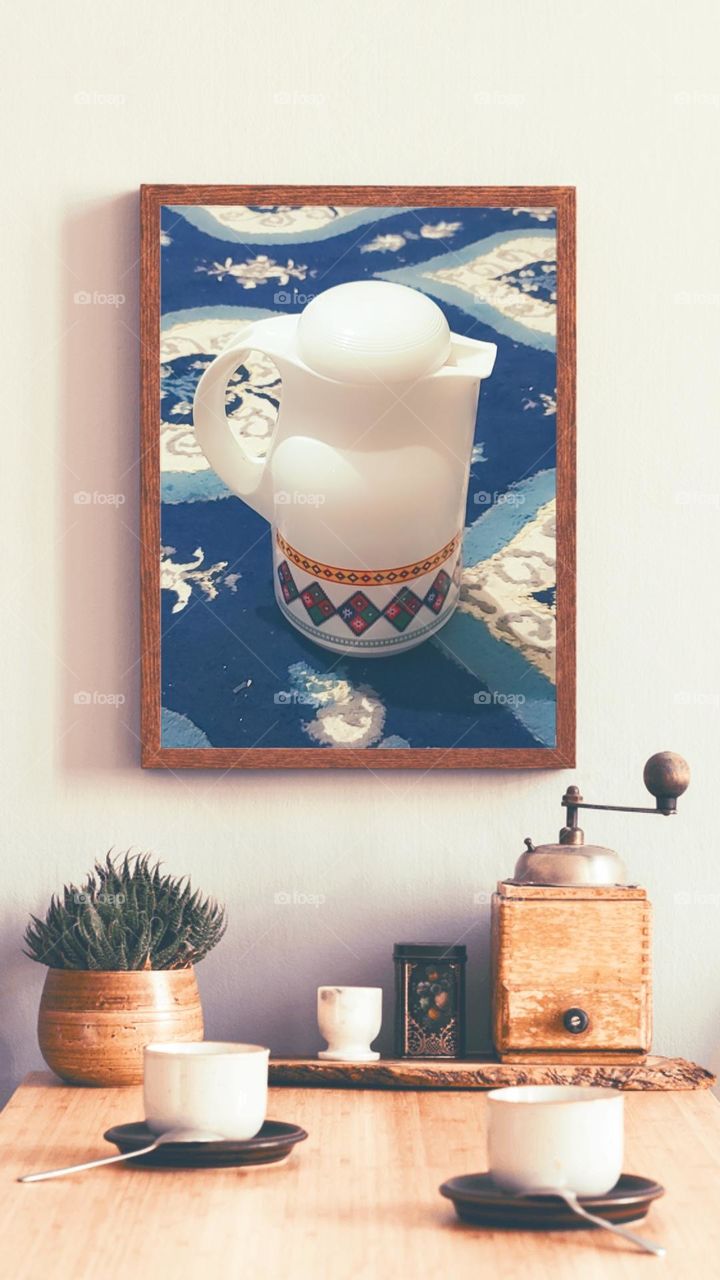 Glory be to God, the wonderful picture and its appearance are very beautiful. It is a tea refrigerator with sweet carpets