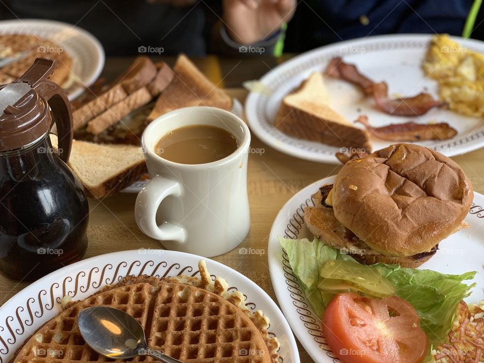 Coffee table and breakfast Time 