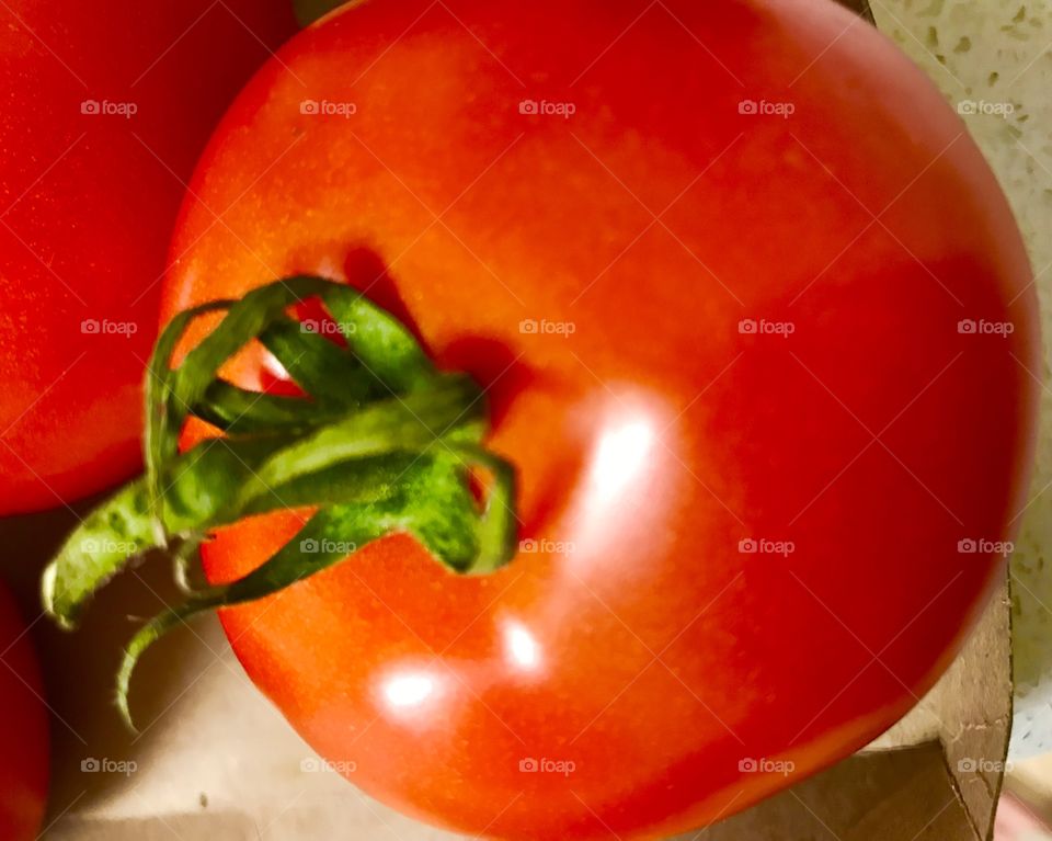Red tomatoes 