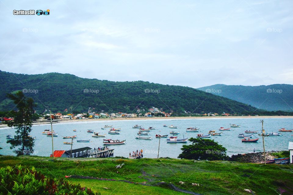 Vista da praia da armação , Florianópolis , sul da ilha , Santa Catarina - Brasil