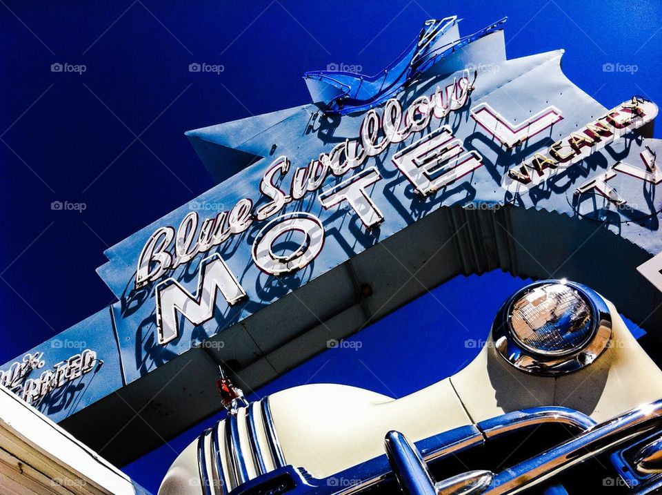 Blue swallow motel