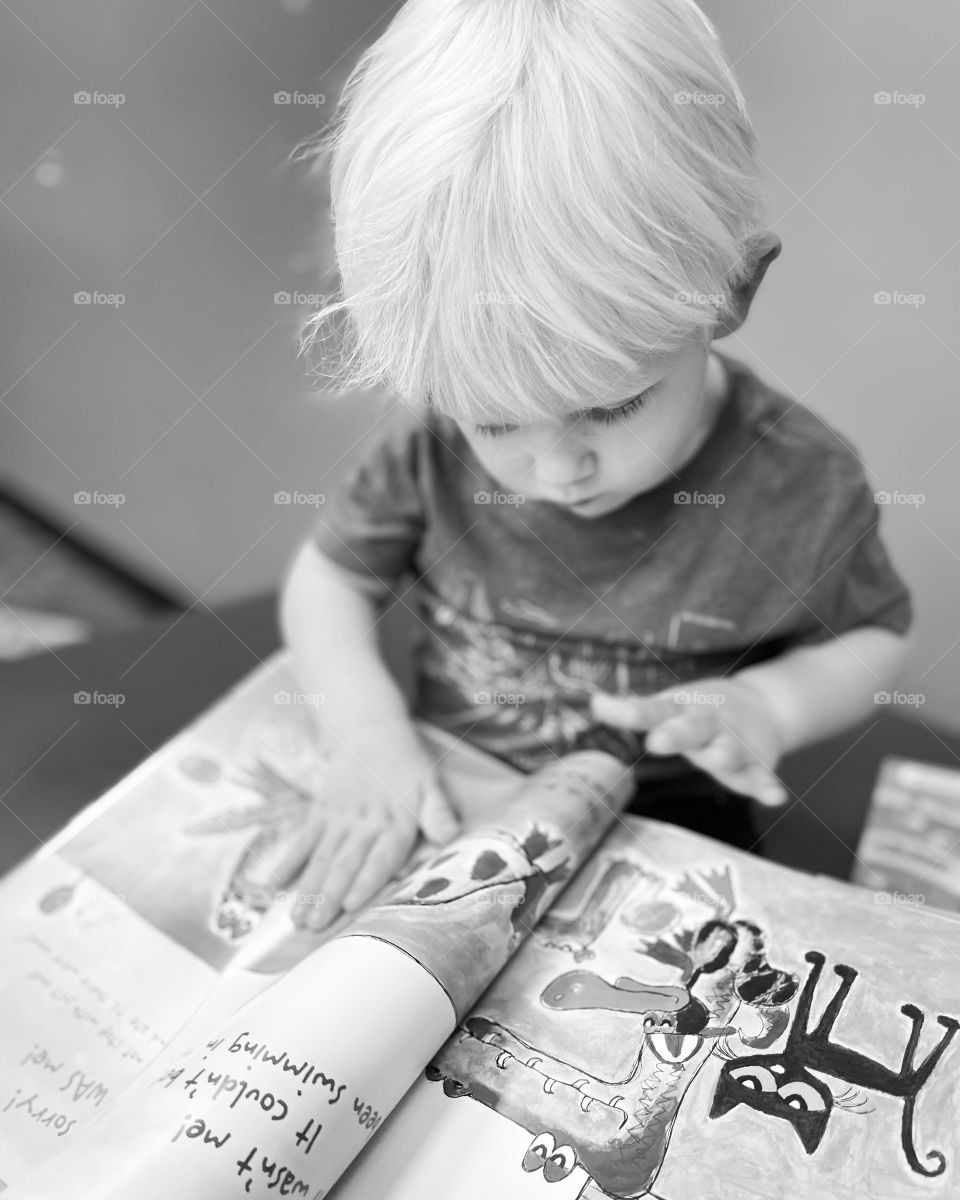 Reading is such an important thing. My two year old had already fallen in love with books and I couldn’t be happier. 