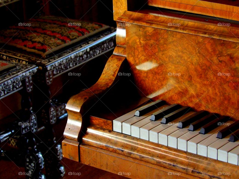 Grand piano