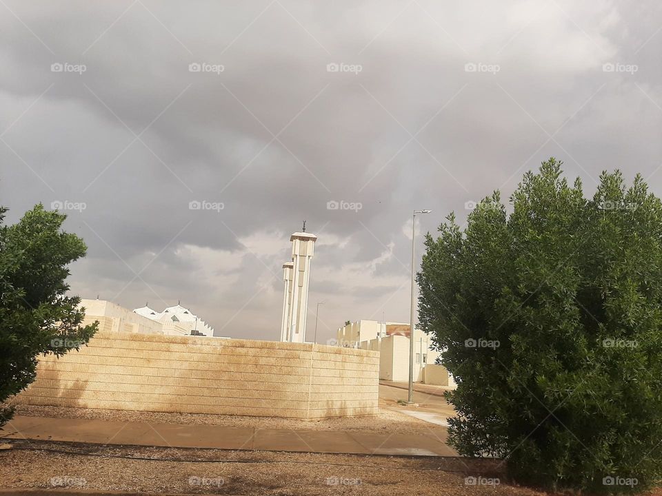 Please help me, I am very poor, I need your support and God is in need