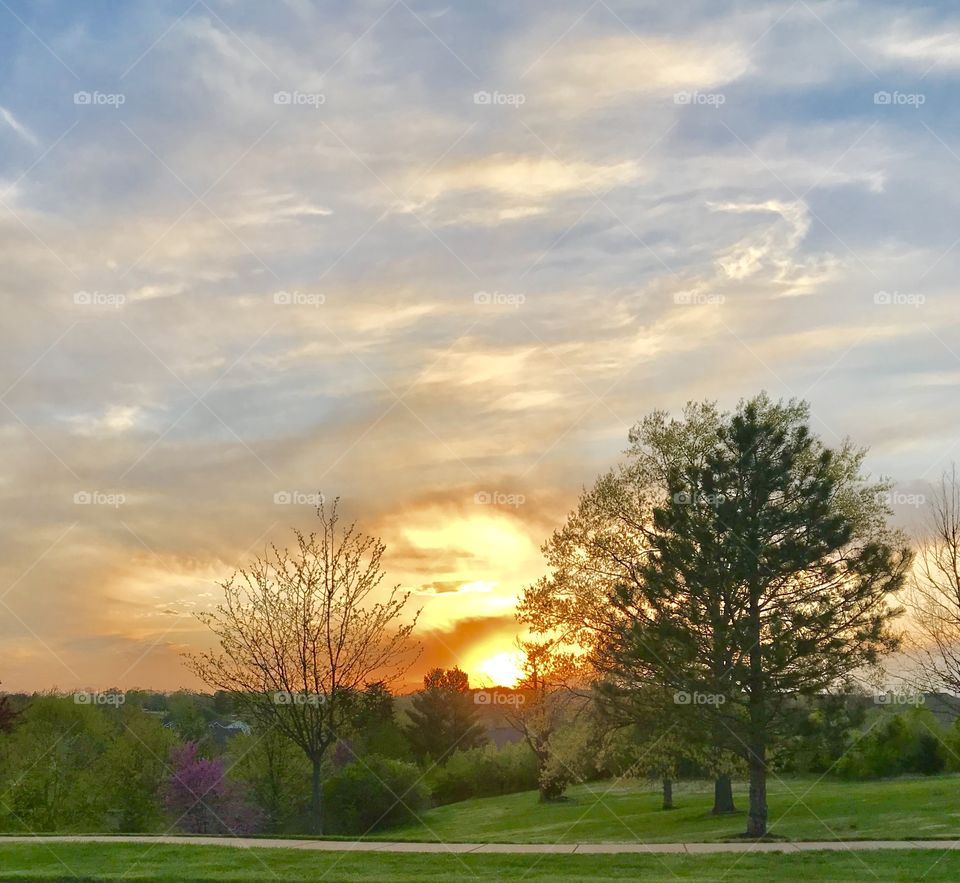 Sunset in the valley 